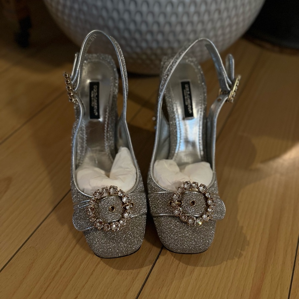 Sparkle in silver